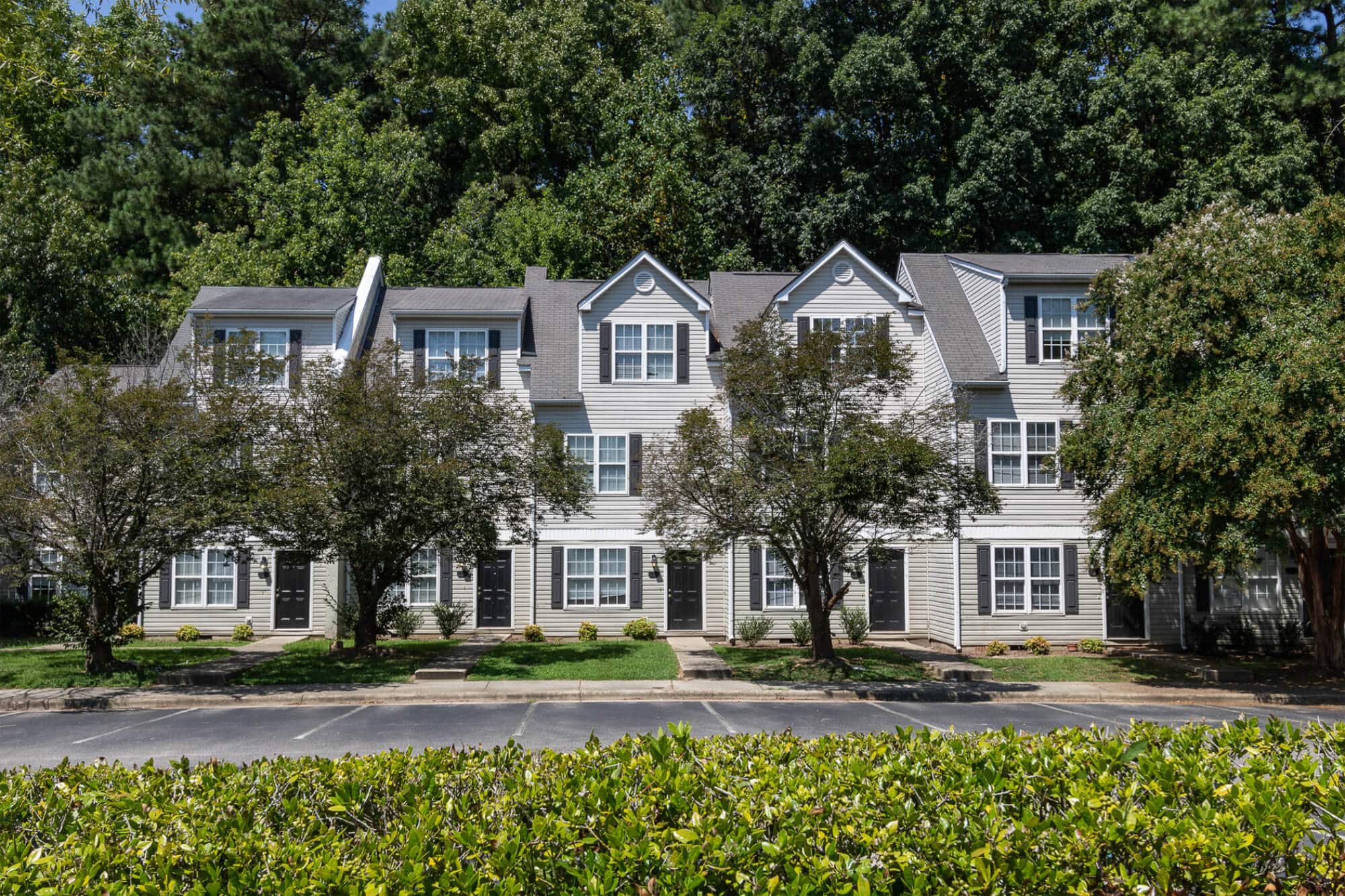 raleigh off campus method townhomes off campus apartments near nc state university raleigh north carolina building exterior