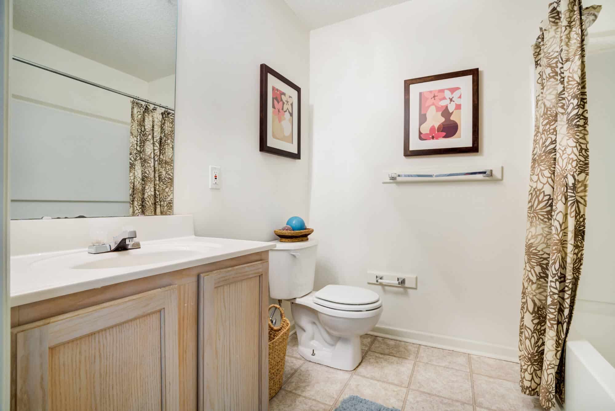 raleigh off campus university woods apartments off campus apartments near nc state university private bathroom