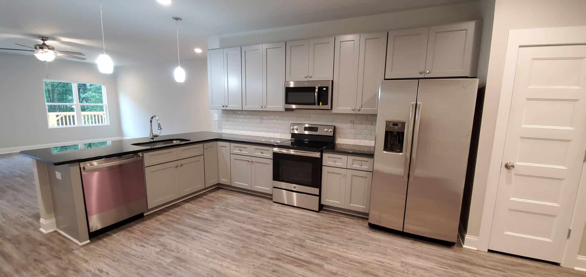 raleigh off campus apartments marcom st off campus apartments near nc state university full kitchen plank wood flooring